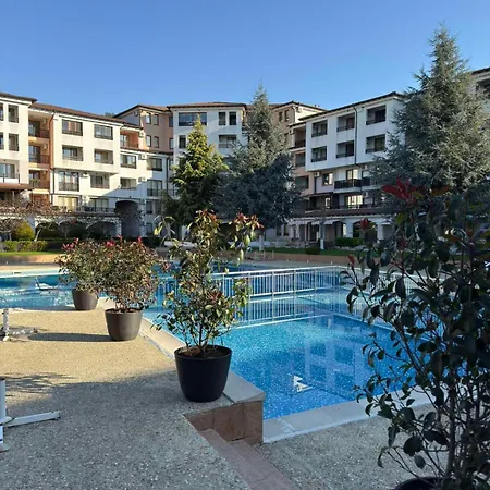 Harmony Hills Tomovi G33 *